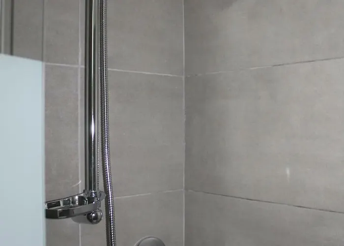 Piramide Πανσιόν 4*